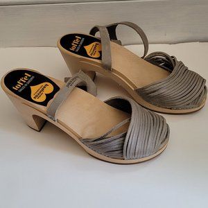 Toffel Swedish Hashbeens Tan Sandal , Size 37